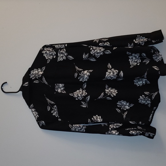 Small, Black and White, Button Up, Candie's - Picture 3 of 3